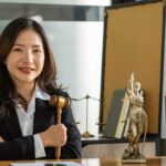 Photo d'une femme avocate