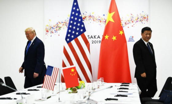Partie de poker menteur entre Trump et Pékin