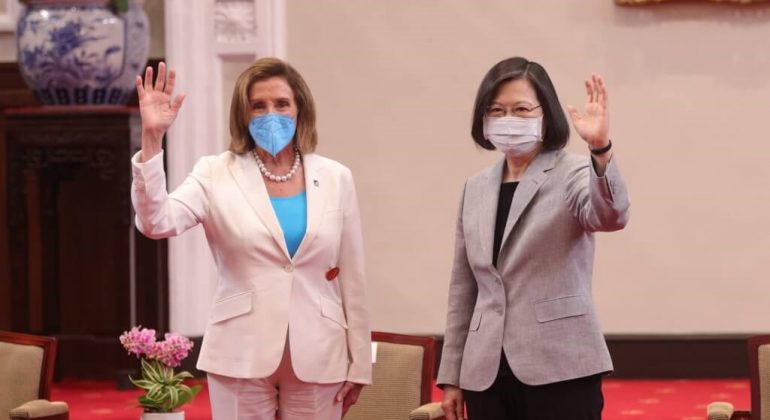 La visite de Nancy Pelosi exacerbe la guerre froide sino-américaine