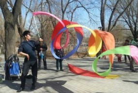 Jeux de printemps au parc Yuyuantan