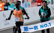 Un semi-marathon humanoïde 